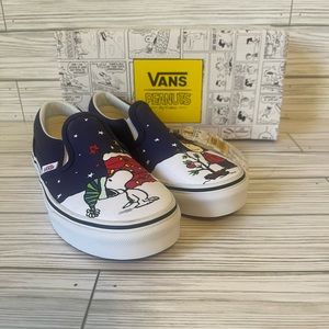 🆕✨Vans✨ Peanuts Edition Size 2.5 Kids